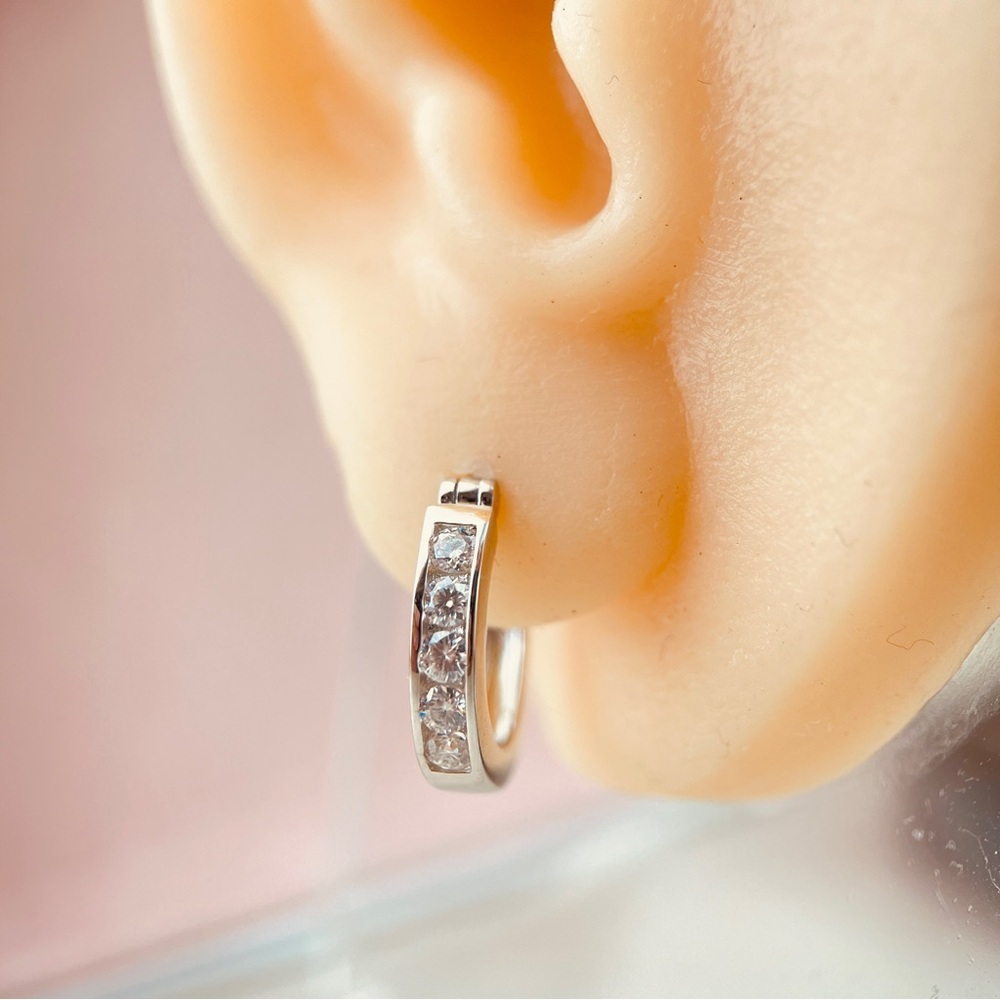 0.4ctw Five Stones Huggie Hoop Diamond Earrings 18k Gold Plated S925 - Picture 6 of 6